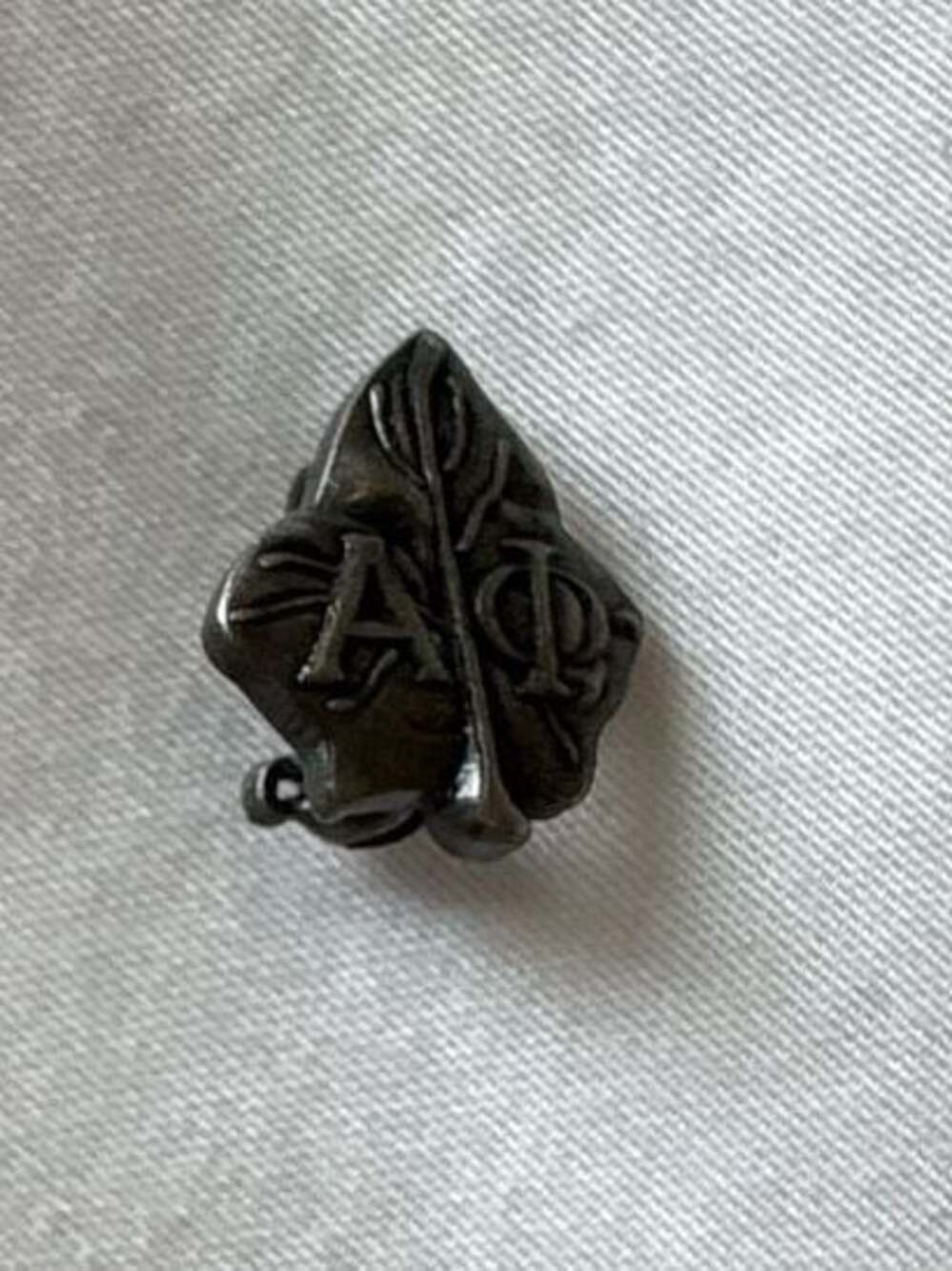 Vintage Alpha Phi ΑΦ Sorority Ivy Leaf Pledge Pin Brooch
